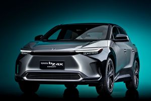 Новый серийный кроссовер от Toyota